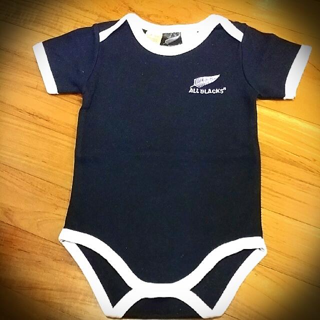All Blacks Onesie Black With White Trimming Sz 2 Like New Babies Kids On Carousell