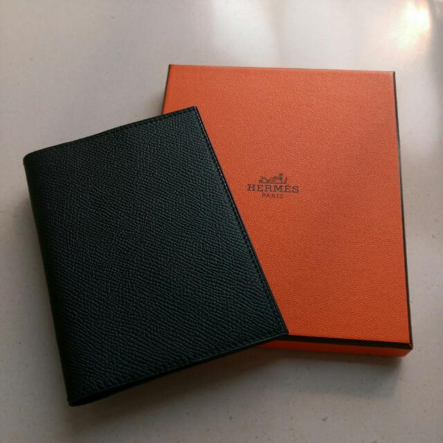 RESERVED( Xmas Pricing : S$488 )Hermes Passport Holder, Luxury on Carousell
