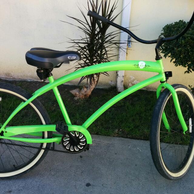 Skull X Bones Beach Cruiser Sports Equipment on Carousell