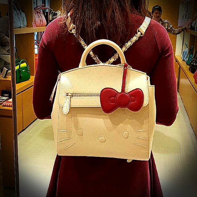Samantha thavasa hello kitty bag on sale