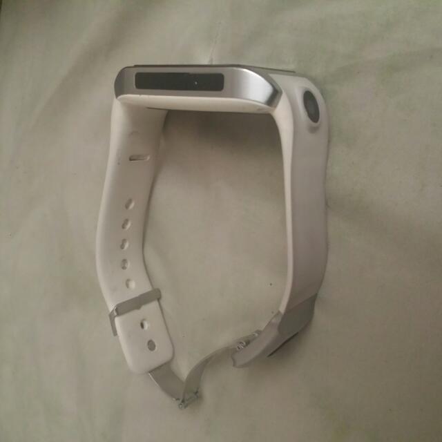Inwatch z smart watch phone on Carousell