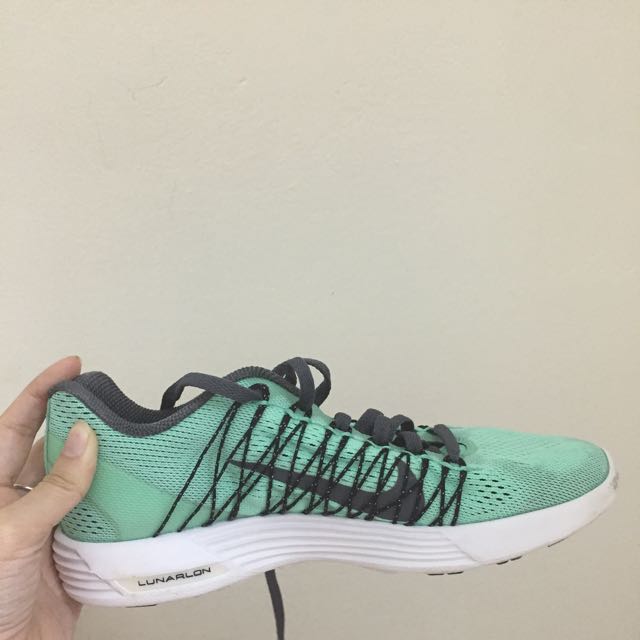 nike lunarlon flywire