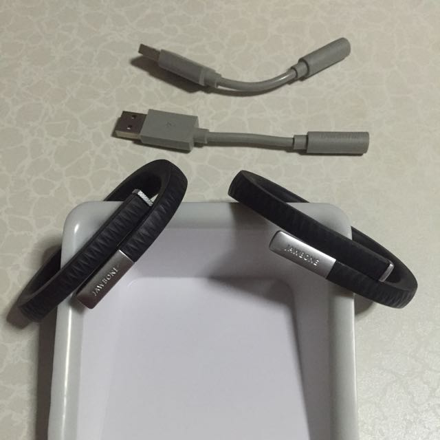Up By Jawbone With Motionx Sports On Carousell Up By Jawbone With Motionx Sports On Carousell