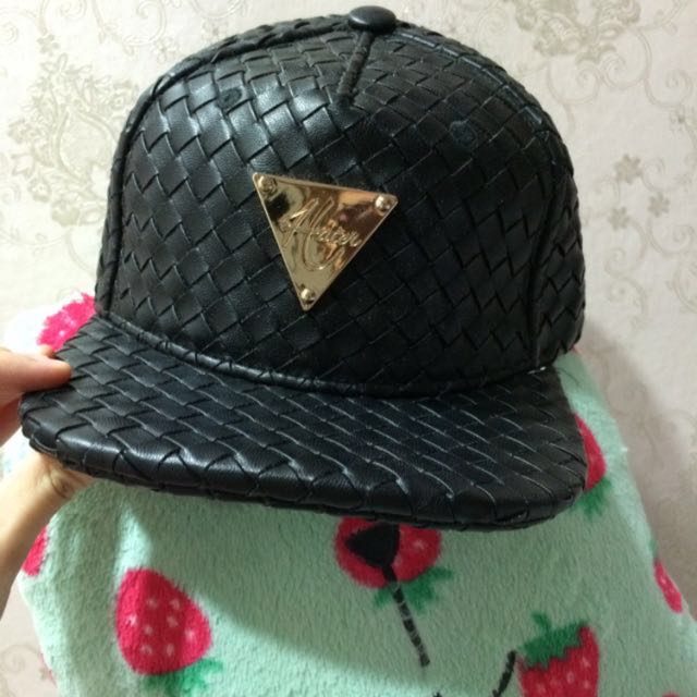 Hater snapback leather hotsell