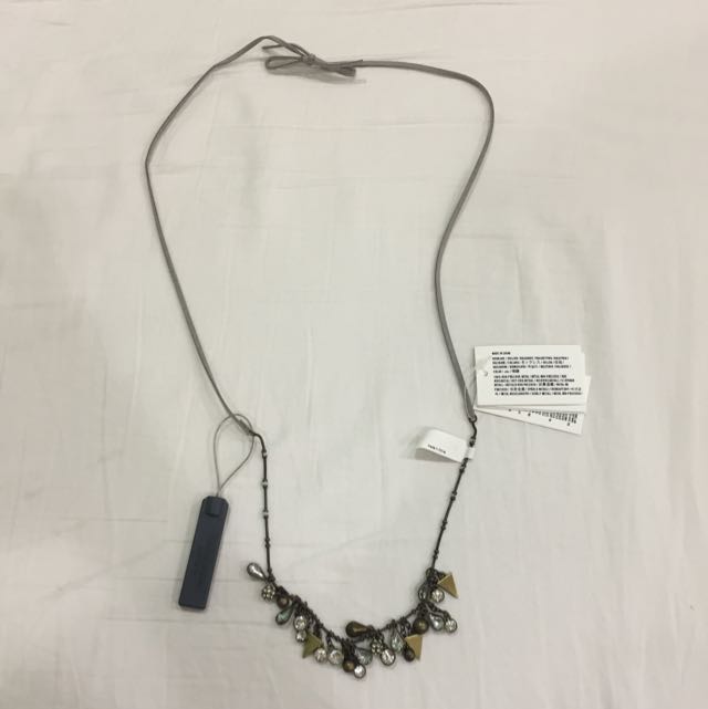 Hollister necklace clearance