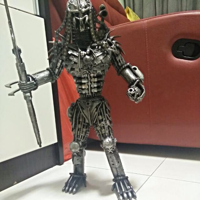 Figurine Pop The Predator #913 pas cher : Prédateur avec Armure