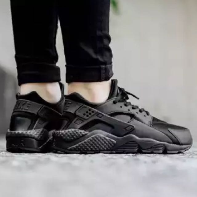 All black nike huarache womens store