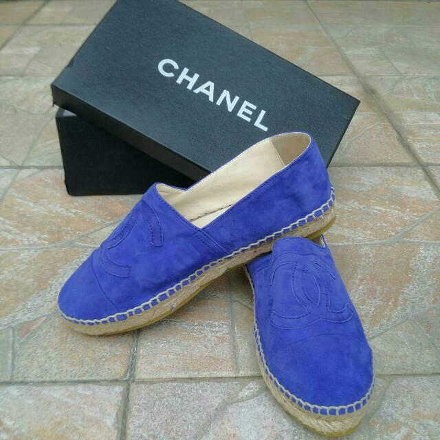 Brand New Chanel Espadrilles (Velvet Blue) Inspired, Women's Fashion,  Footwear, Flats on Carousell