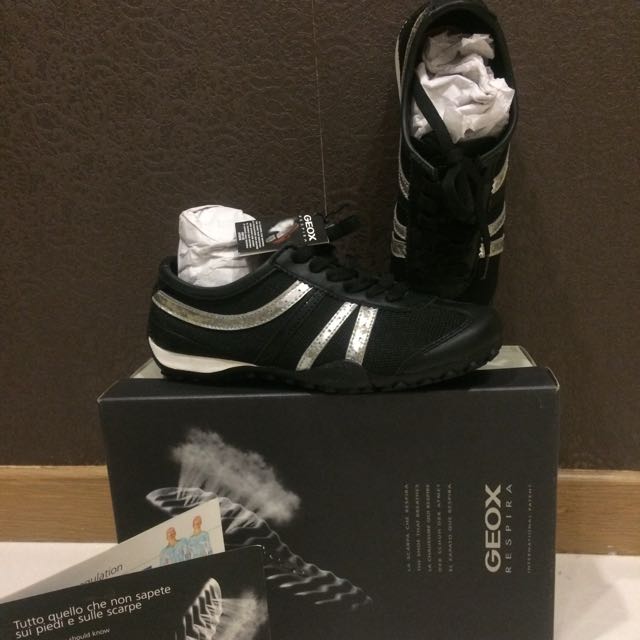 Geox walking hotsell shoes ladies