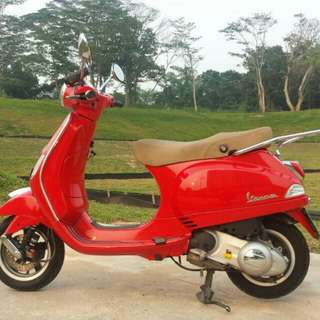 Vespa LX150