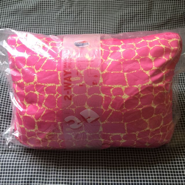 american tourister magic pillow