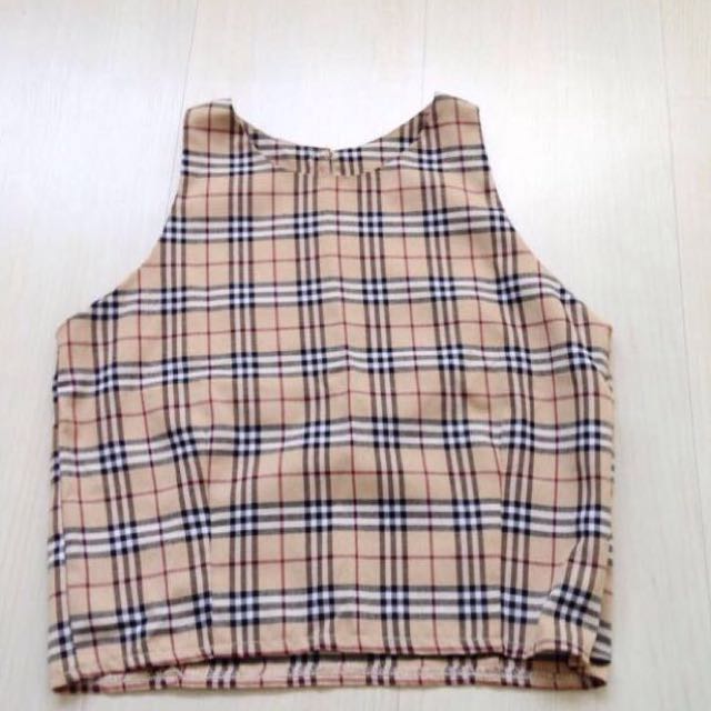 burberry pattern crop top