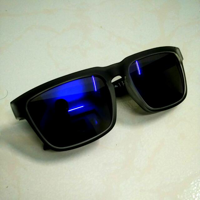 spy wayfarer sunglasses