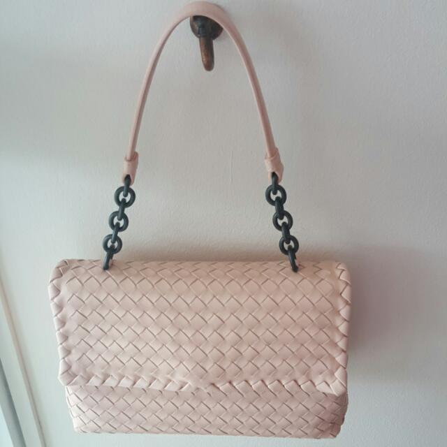 Good deal Authentic Bottega Veneta BV Flamingo Intrecciato Nappa Olimpia Bag