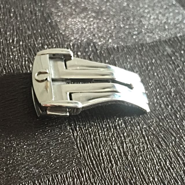 Omega Clasp, Men's Fashion, Watches & Accessories, Cuff Links on Carousell