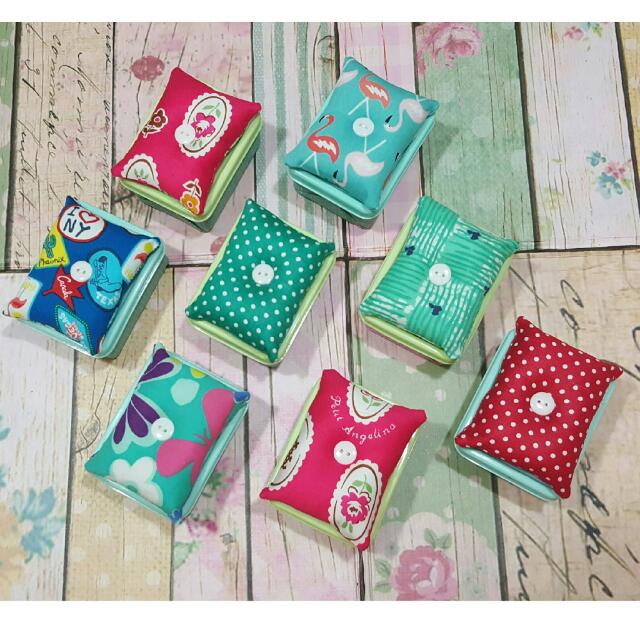 Pincushion Box, Women's Fashion, Jewelry & Organisers, Accessory holder, box & organizers on