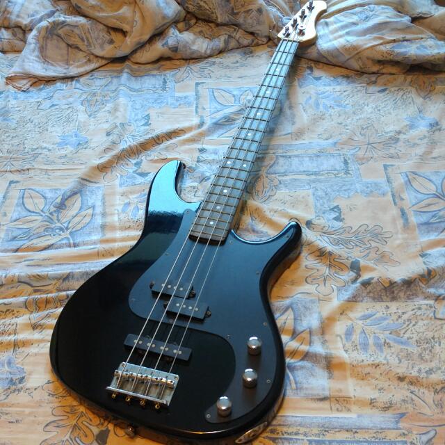 Samick bass top guitar models