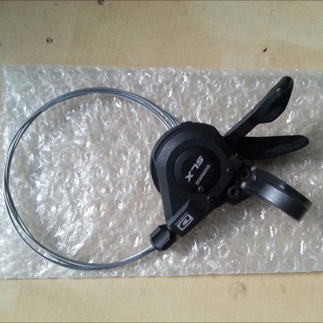 Shimano SLX Right Shifter 10spd, Sports Equipment, Bicycles & Parts