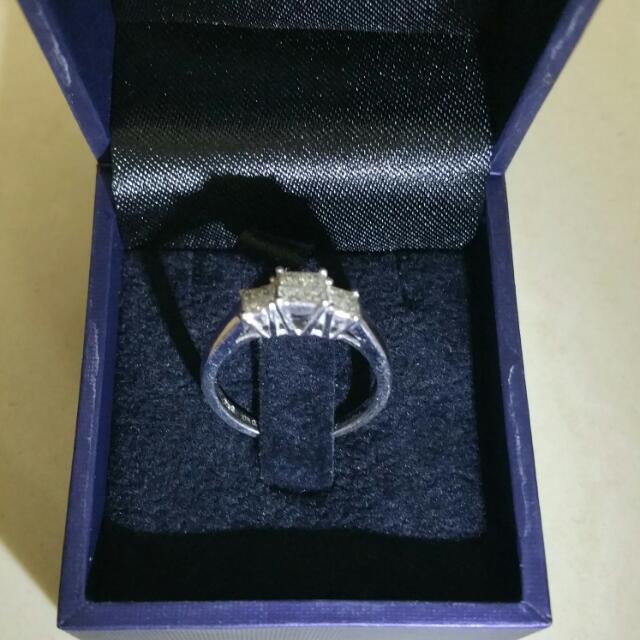 Diamond Ring (Category: Watches) located in Singapore. Submitted by being10 (Listing ID 31977199, Image 3). Description: .