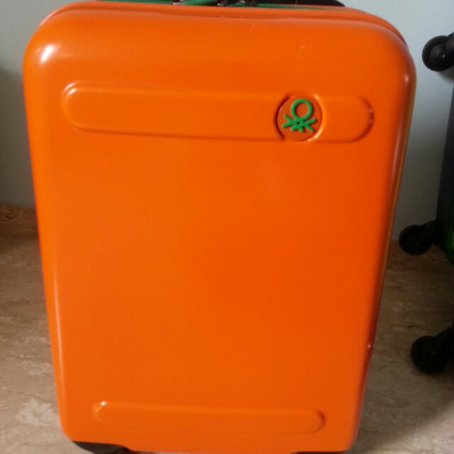 united colors of benetton luggage