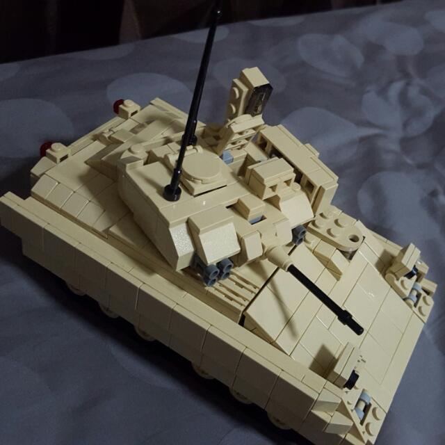Lego bradley fighting vehicle on sale