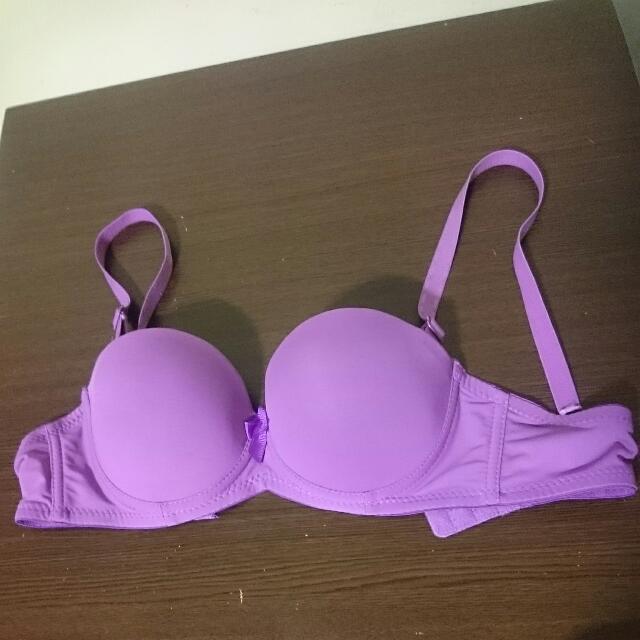 Bra 34b, Women's Fashion, New Undergarments & Loungewear on Carousell