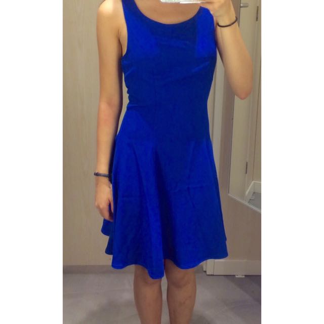 FINAL SALE: BNWT H&M Royal/Electric Blue Skater Dress (retailed for  $39.90!), Women's Fashion, Bottoms, Other Bottoms on Carousell