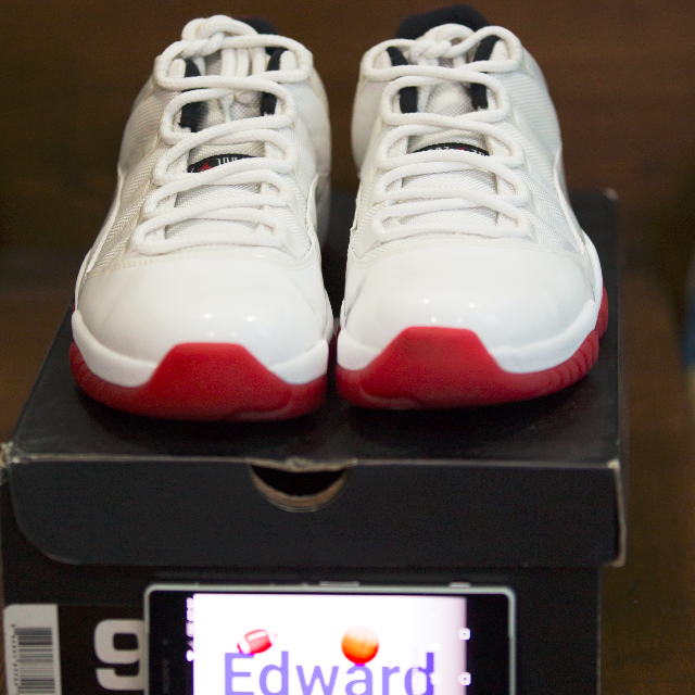 11s cherry