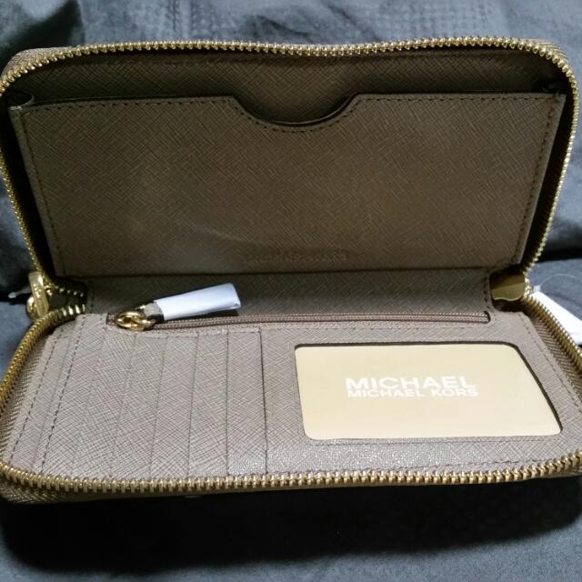 Michael kors jet set cheap travel large smartphone wristlet