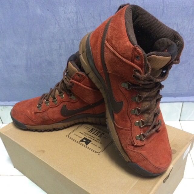 NIKE X POLER SB DUNK HIGH OMS Men s Fashion Activewear on Carousell