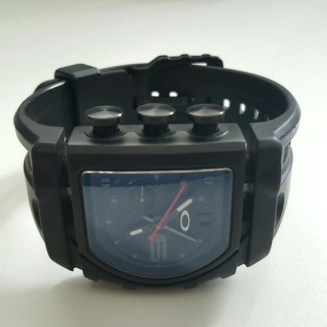 OAKLEY FUSEBOX WATCH Luxury Watches on Carousell