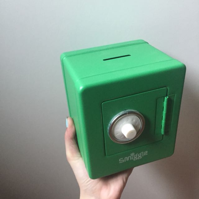Smiggle Money Box, Everything Else on Carousell