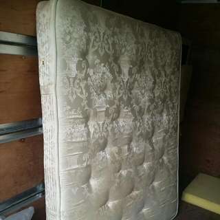 Slumberland Queen Size Matt