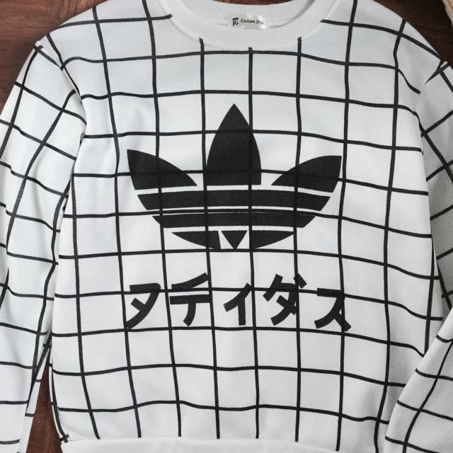 Adidas typo pullover 2025