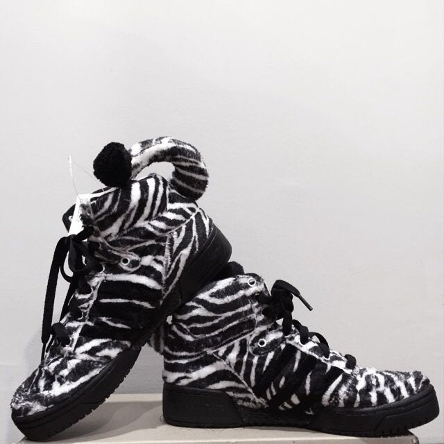 Adidas jeremy scott zebra hotsell