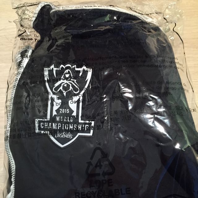 league of legends world championship jacket