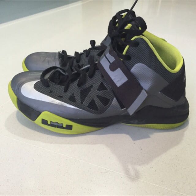 LeBron Soldier 6, Sports on Carousell