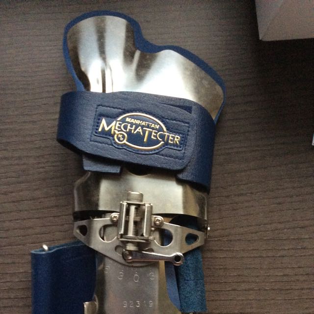 Mechatecter (Bowling Wrist guard), Sports Equipment, Sports & Games