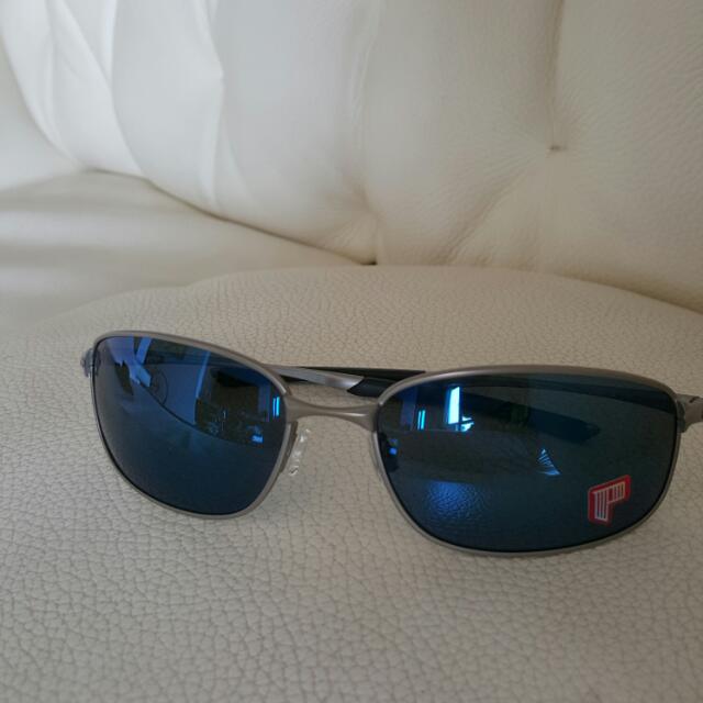 oakley taper polarized sunglasses