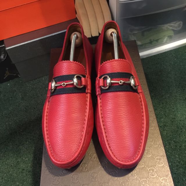 Red best sale gucci drivers