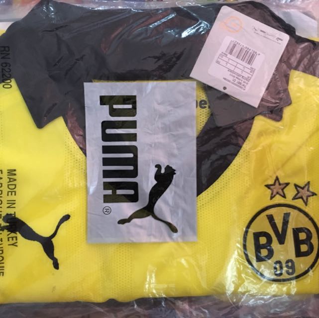 Authentic Puma Borussia Dortmund Winter Xmas Limited Edition Jersey Sports On Carousell