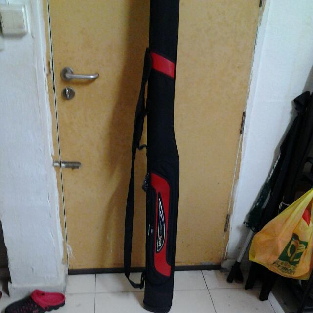 fishing rod bag that can fit a 6 ft rod n also a 2pc 10ft rod, Sports  Equipment, Fishing on Carousell