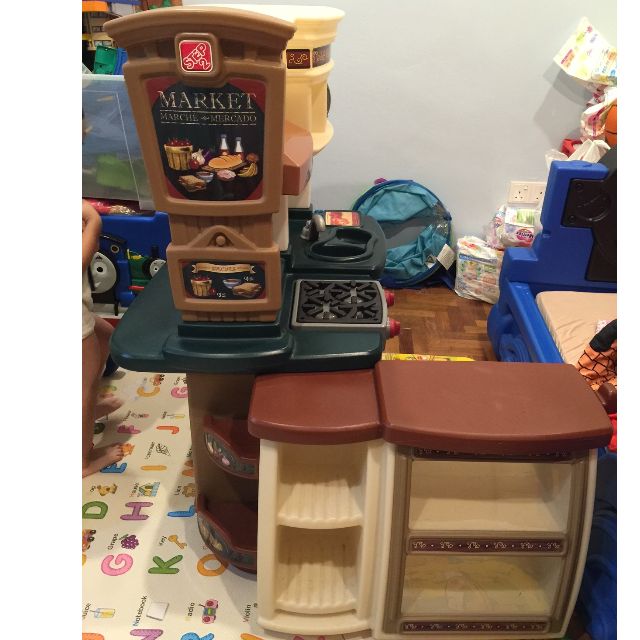 Step2 Fresh Market Play Kitchen