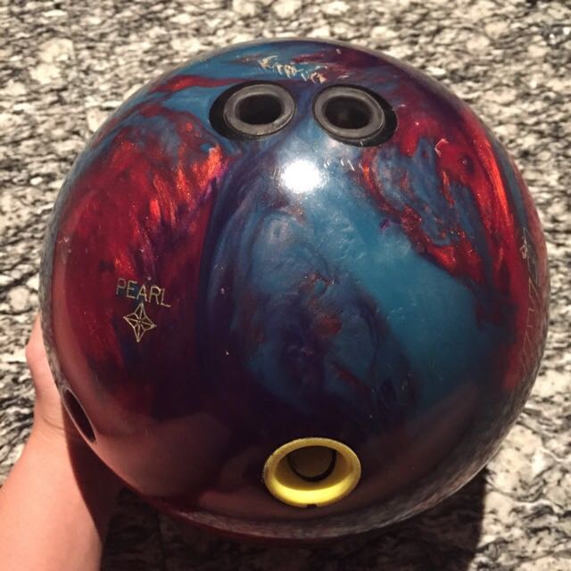 14lbs Reactive Bowling Ball, Sports Equipment, Sports & Games