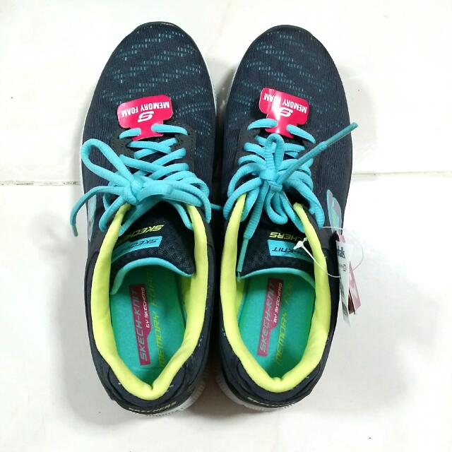 skechers first glance