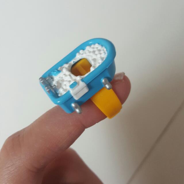 polly pocket bath
