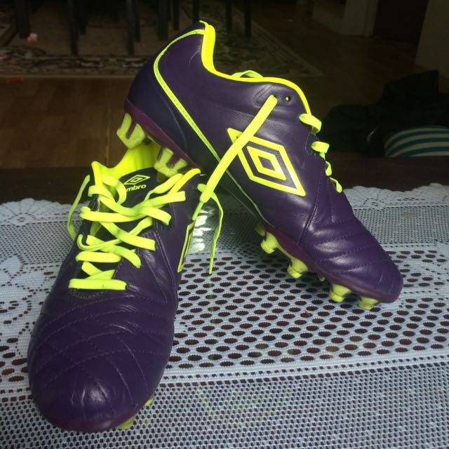 Umbro speciali 4 pro (leather), Sports Equipment, Sports & Games ...