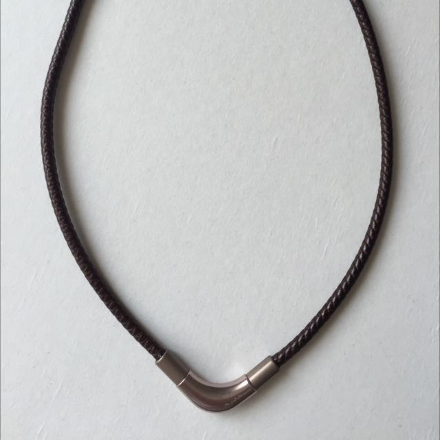 Brand New Phiten Rakuwa Necklace X100 Chopper Model Sports
