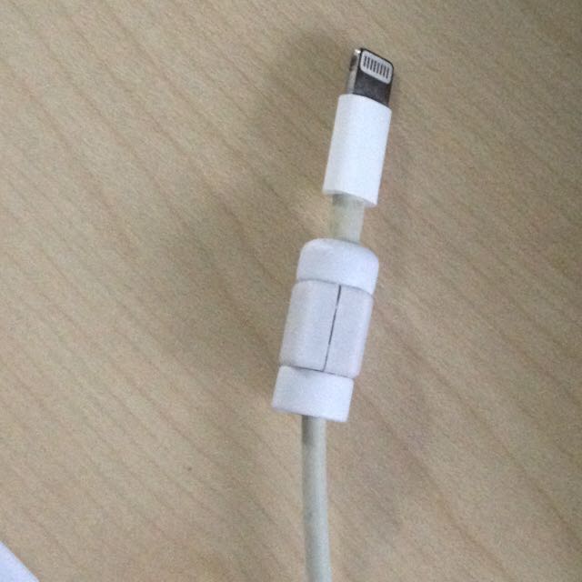 Cable protector (Category: Accessories) located in Singapore. Submitted by lyme848 (Listing ID 33101539, Image 3). Description: .