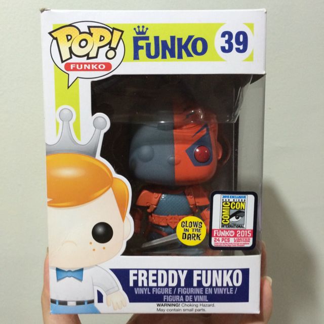 Propstore - In our #FunkoPOPAuction we have an awesome selection of Freddy  Funko POPs, like this Glow-In-The-Dark SDCC Exclusive Deathstroke. As a  mascot for the company, Freddy Funko has been a recurring